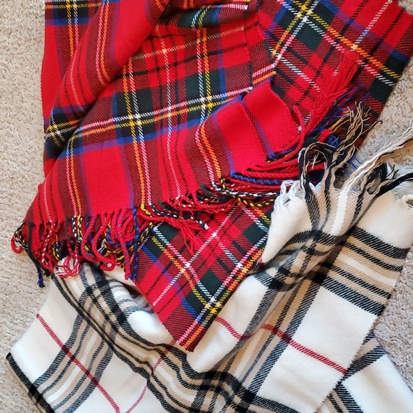 Two fun accent scarves to accessory with - Picture 2 of 5